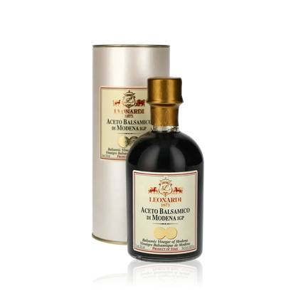 Leonardi Aceto Balsamico di Modena Flasche und Verpackung.