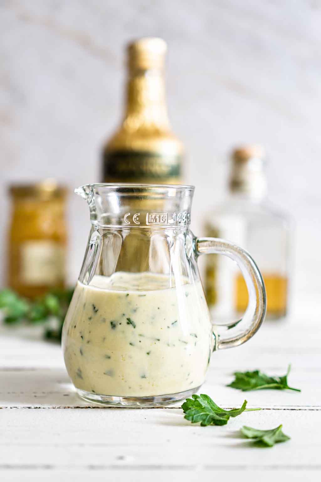 Dressingglas mit French-Dressing