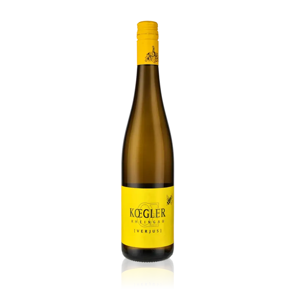 Kögler Rheingau Verjus Essigflasche auf schwarzem Hintergrund.
