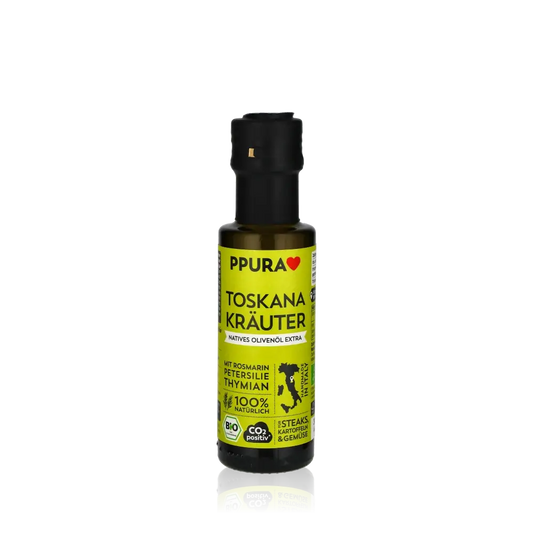 PPURA Toskana Kräuter Olivenöl Flasche vor schwarzem Hintergrund.