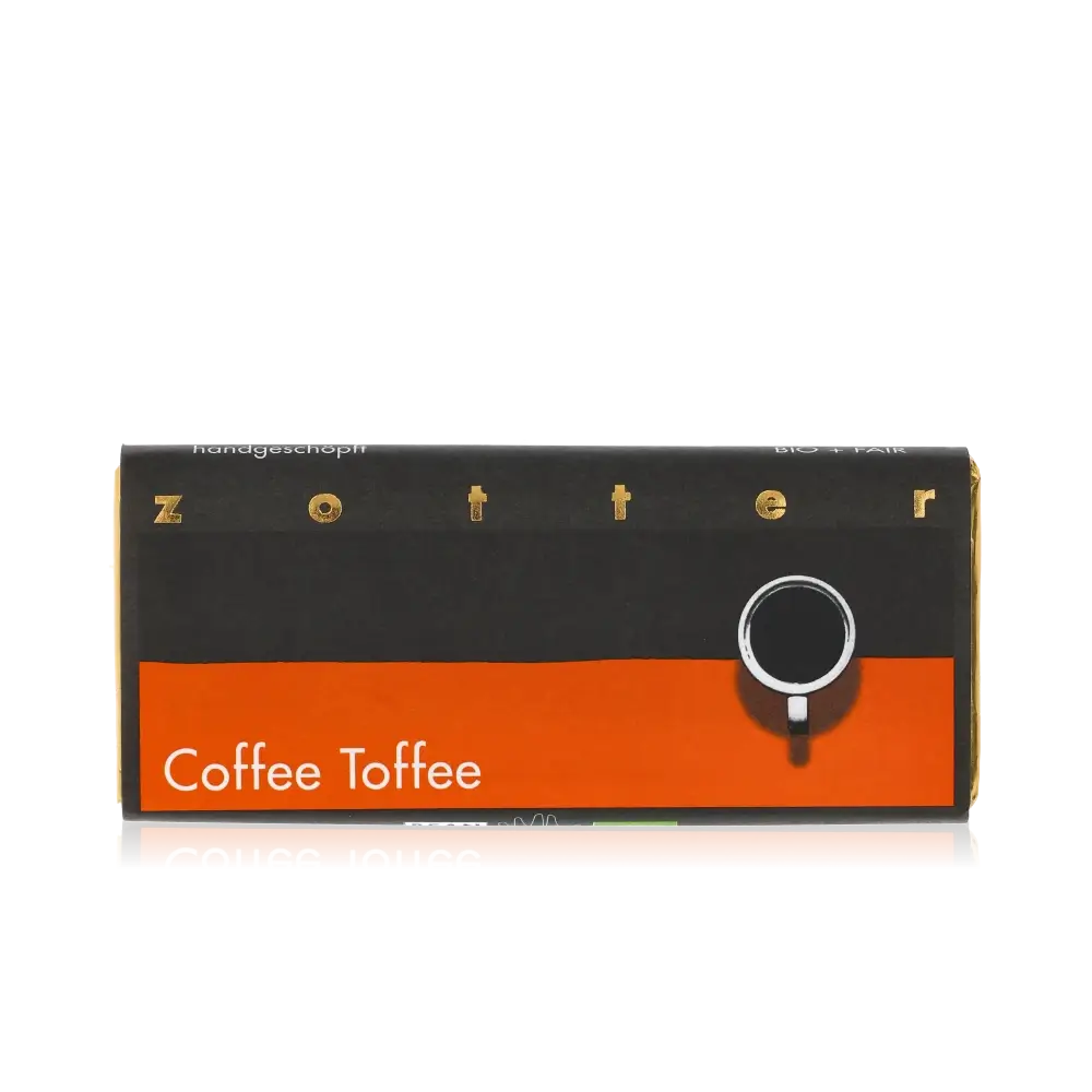 Zotter Schokolade Coffee Toffee Verpackung auf schwarzem Hintergrund.
