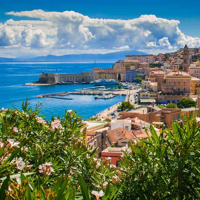 Gaeta - Stadt am Meer im Latium / Italien. Heimat von Cosmo di Russo.